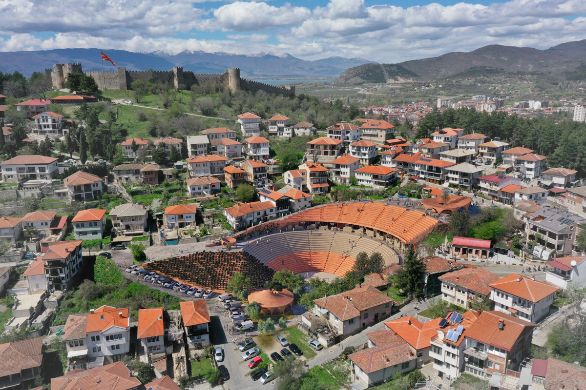 Theatre_Ohrid-vue-aerienne-1200×800